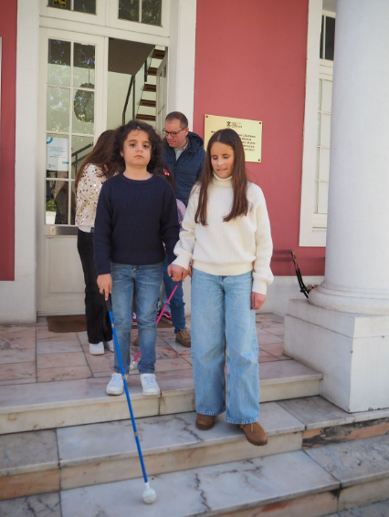 Bengala Mágica - ajudamos pessoas com deficiência visual a encontrar alegria e inclusão