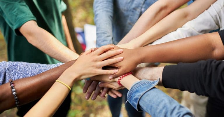 Associação Bengala Mágica apoio Jovens com o seu grupo de apoio Ecos de Jovens