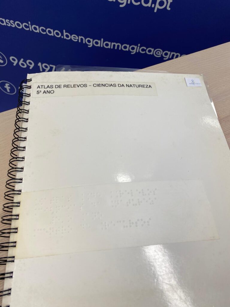 Atlas de Relevos - Ciências da Natureza 5º Ano